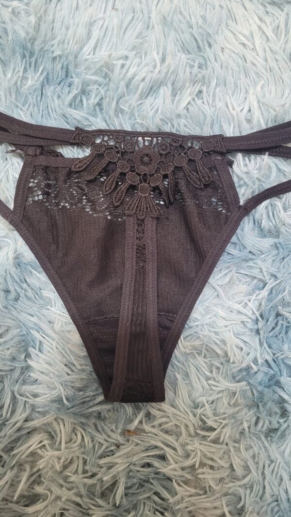 Tanga Negra Estampado - Image 2