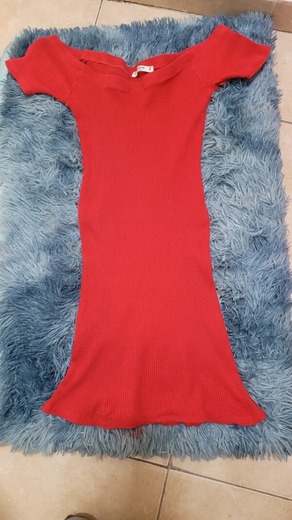 Vestido Corto Rojo - Image 2