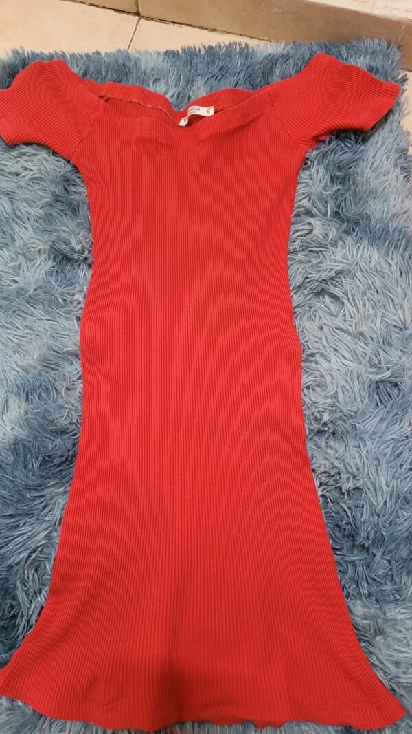 Vestido Corto Rojo - Image 3
